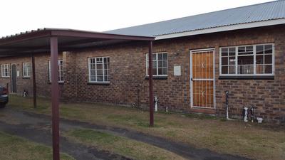 Townhouse For Rent in Bethal, Bethal