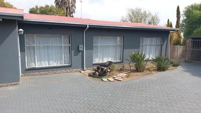 House to rent close to Marietjie v Niekerk School For Rent in Bethal, Bethal